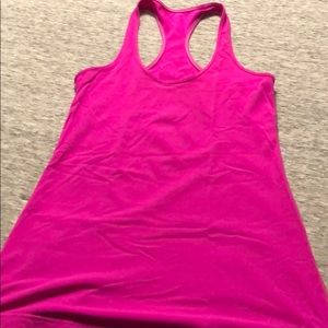 Lululemon tank